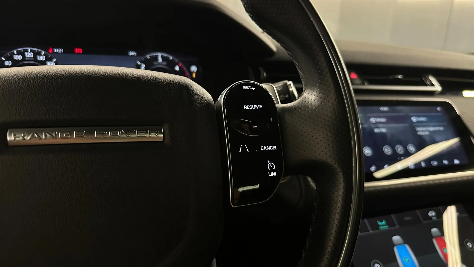 Rover VELAR 2.0 TD4 R-DYNAMIC S 