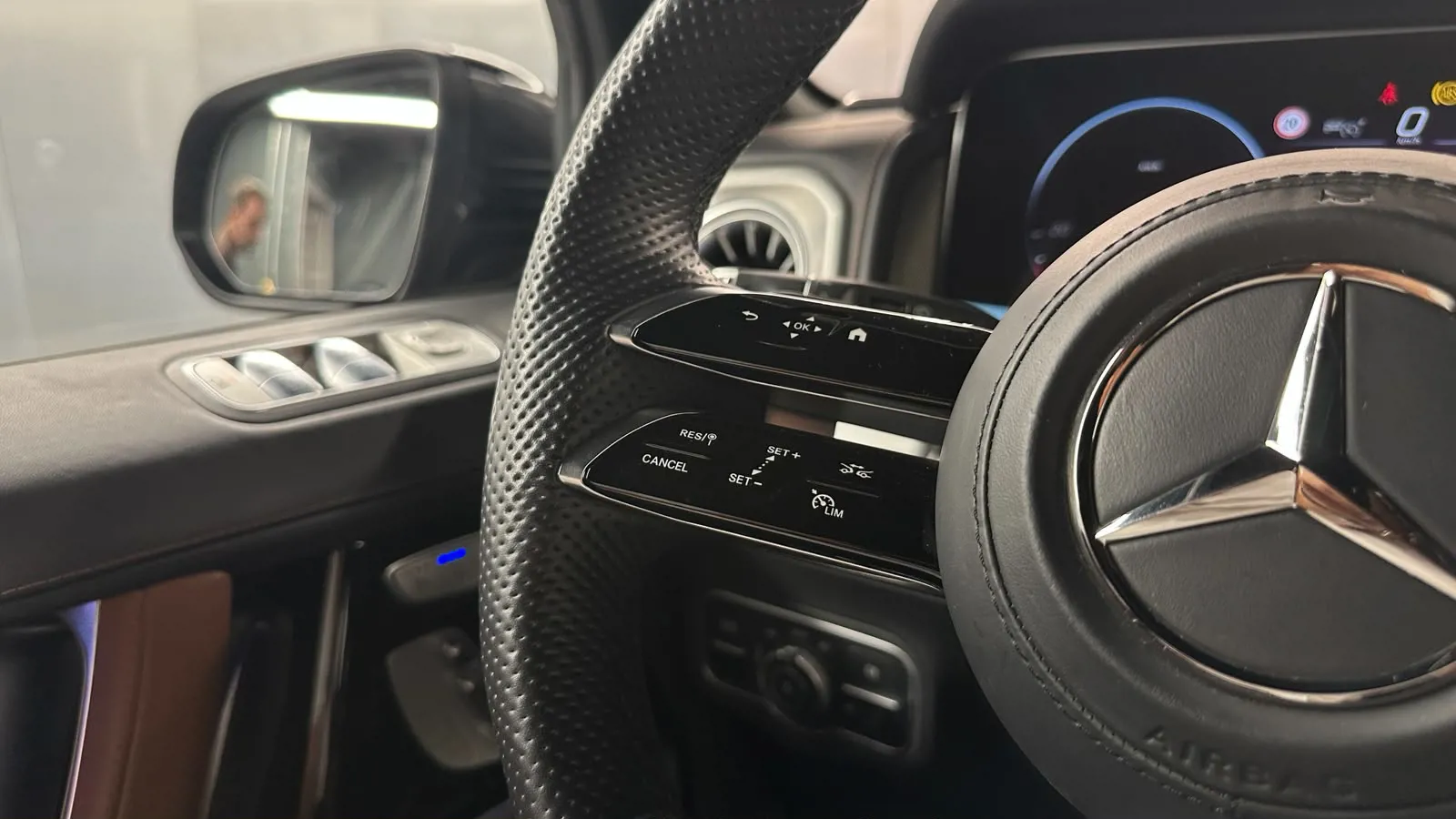 Mercedes-Benz G450 AMG