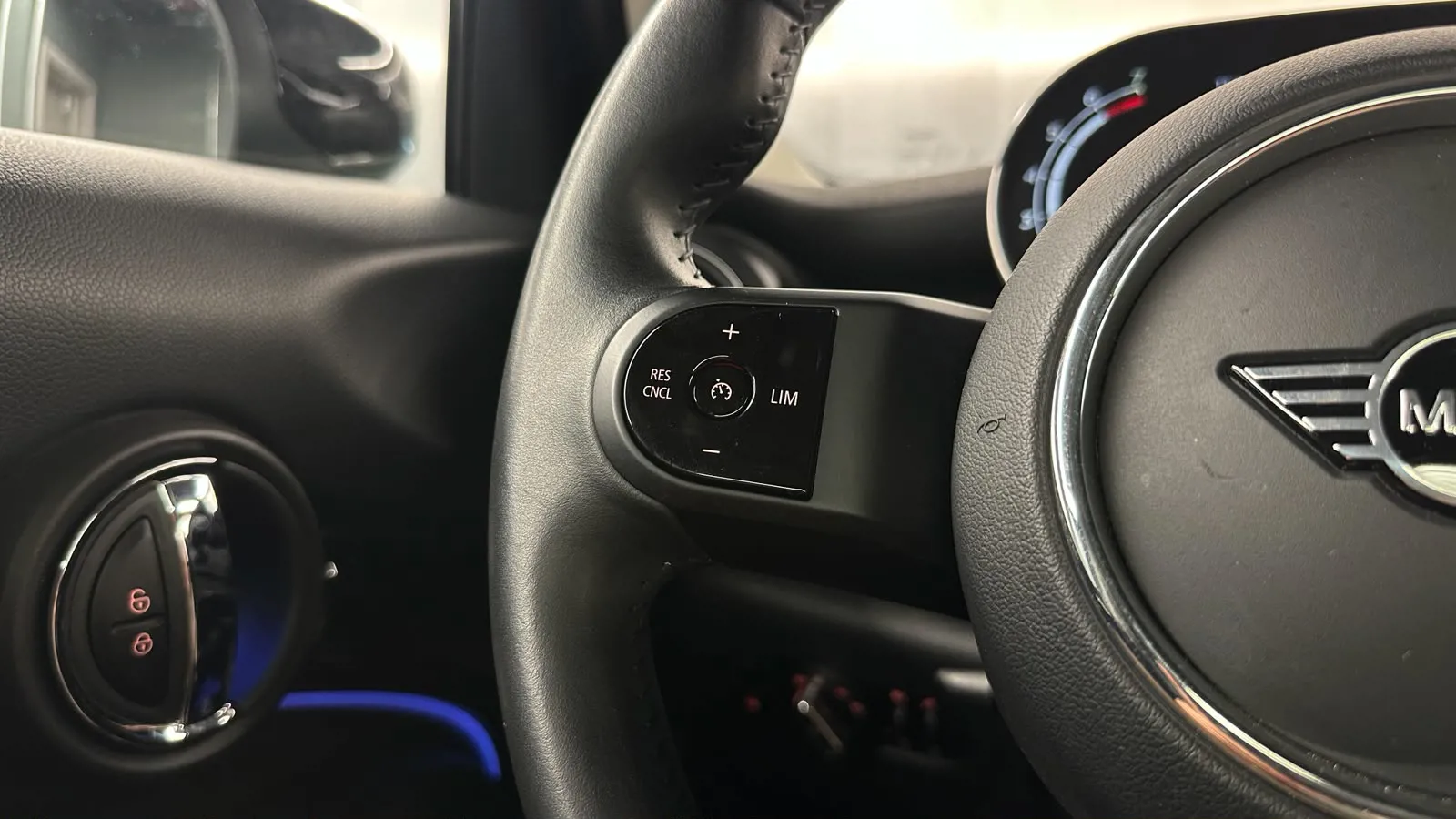 Mini COOPER 1.5 SIGNATURE