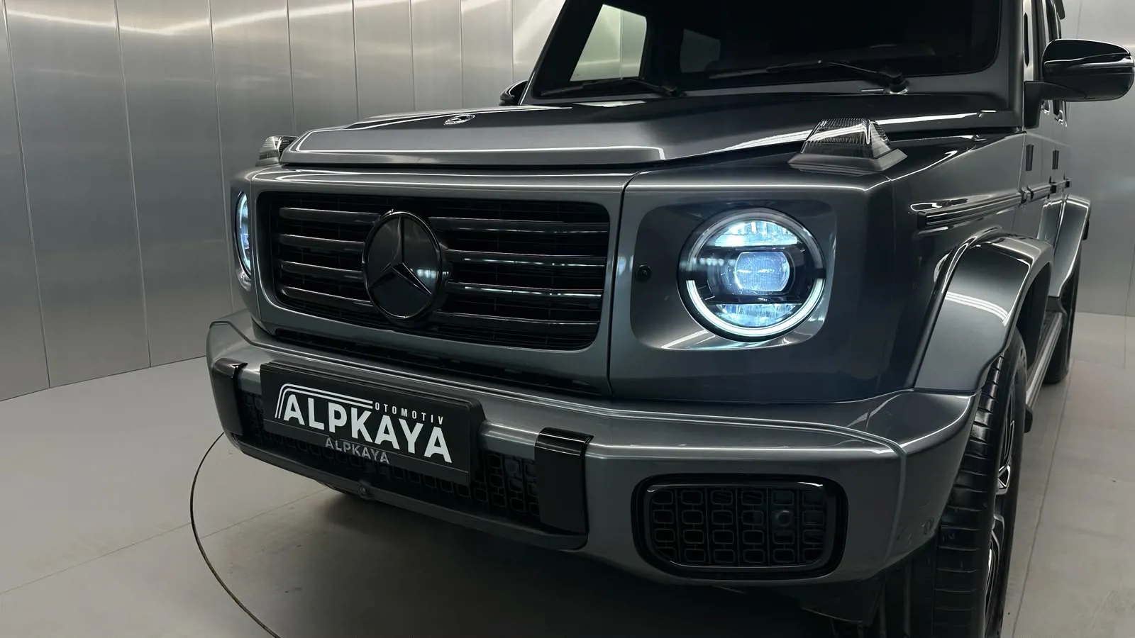 Mercedes-Benz G450 AMG