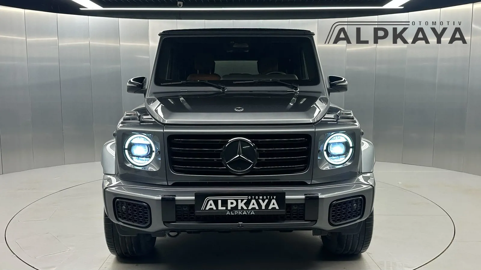 Mercedes-Benz G450 AMG