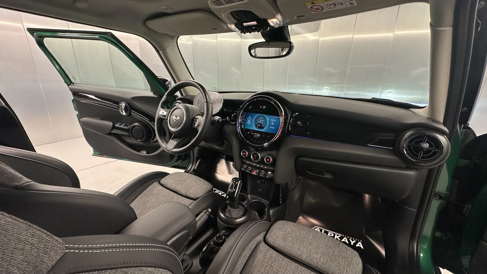 Mini COOPER 1.5 SIGNATURE