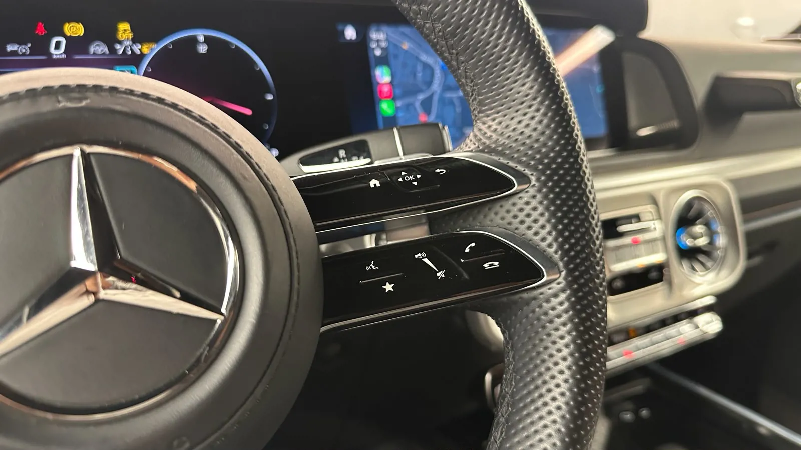 Mercedes-Benz G450 AMG