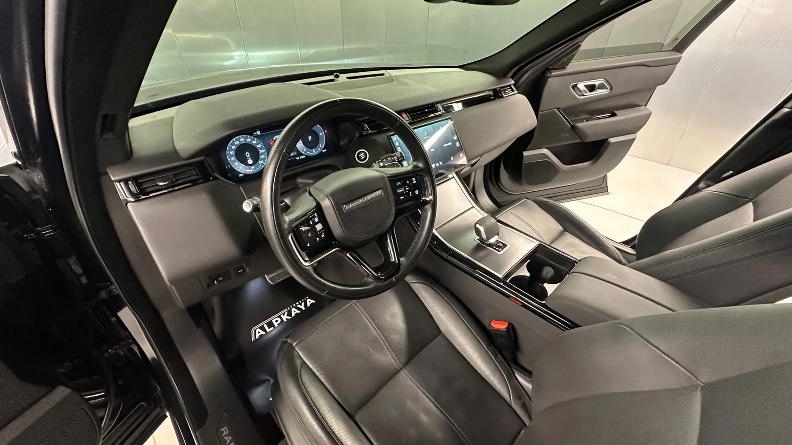 Rover VELAR 2.0 D204 DYNAMIC SE