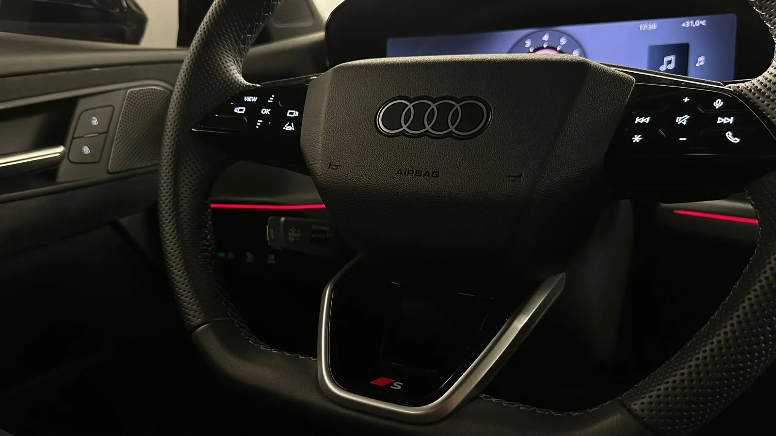 Audi Q3 1.5 TFSI S LINE